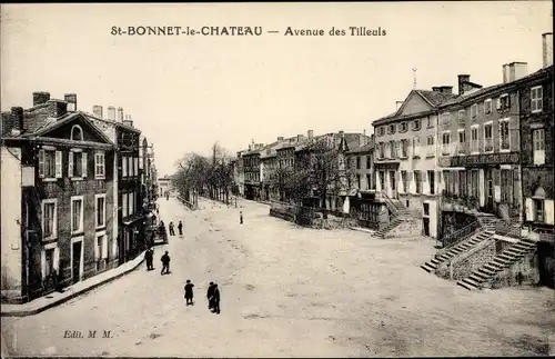 Ak Saint Bonnet le Chateau Loire, Avenue des Tilleuls