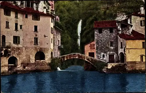 Ak Nesso Lago di Como Lombardia, Teilansicht der Stadt