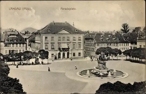 Ak Landau in der Pfalz, Paradeplatz