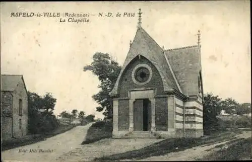 Ak Asfeld Ardennes, La Chapelle, Notre Dame de Pitié