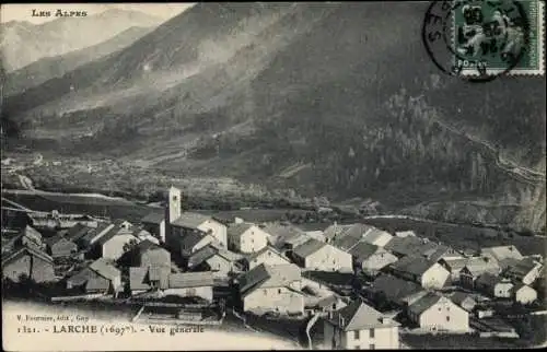 Ak Larche Alpes de Haute Provence, Vue générale