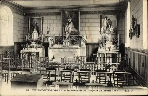 Ak Brie Comte Robert Seine et Marne, Intérieur de la Chapelle de l'Hôtel Dieu