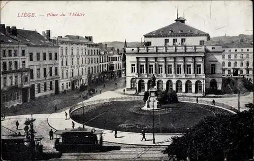 Ak Liège Lüttich Wallonien, Place du Theatre, statue, tramways