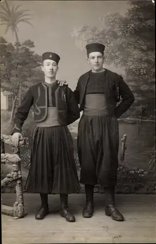 Foto Ak Zwei Zuaven in Uniformen, Zouaves