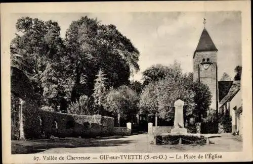 Ak Gif sur Yvette Essonne, La Place de l'Église