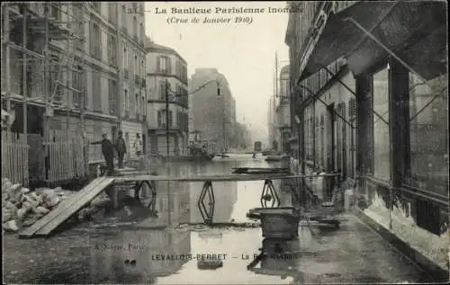 Ak Levallois Perret Hauts de Seine, La Rue Raspail, Janvier 1910