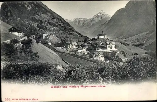 Ak Wassen Kt. Uri Schweiz, Panorama vom Ort und mittlere Mayenreussbrücke