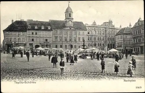 Ak Teplice Teplitz Schönau Reg. Aussig, Blick auf den Marktplatz