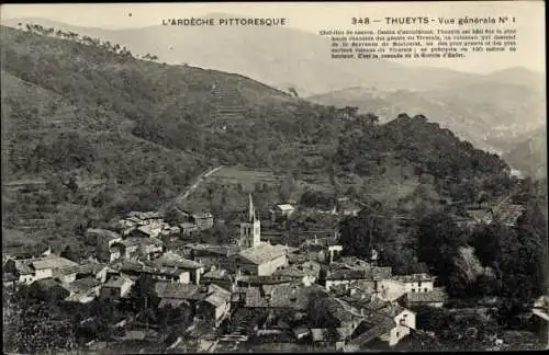 Ak Thueyts Ardèche, Vue générale, Blick auf den Ort, Berge, Kirche