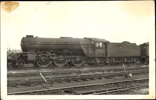 Foto Ak Englische Eisenbahn, Dampflokomotive