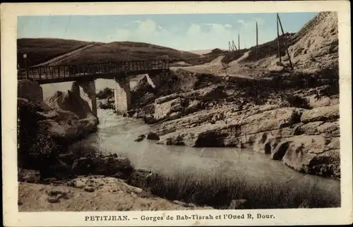 Ak Sidi Kacem Maroc Marokko, rivière, pont, paysage désertique