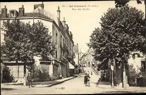 Ak Le Creusot Saône et Loire, Rue des Écoles