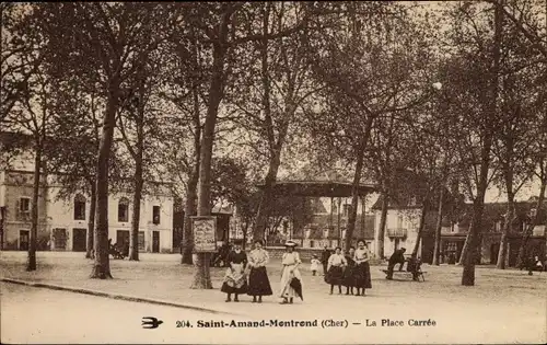 Ak Saint Amand Montrond Cher, La Place Carrée