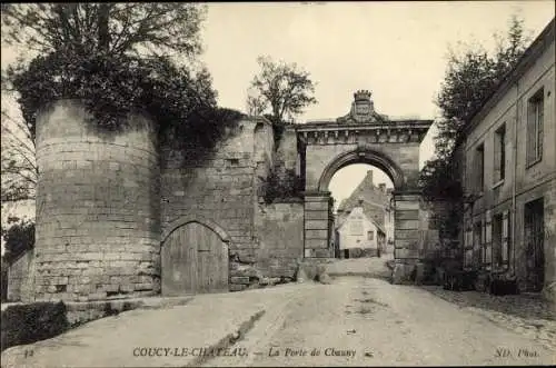 Ak Coucy le Château Aisne, La Porte de Chauny