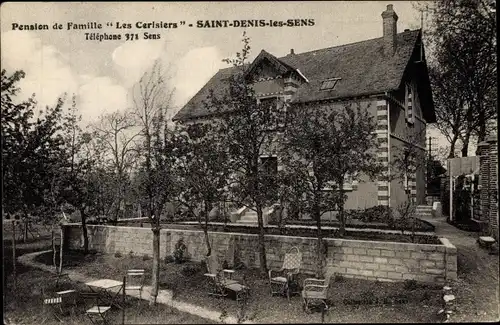 Ak Saint Denis les Sens Yonne, Pension de Famille Les Cerisiers, Garten