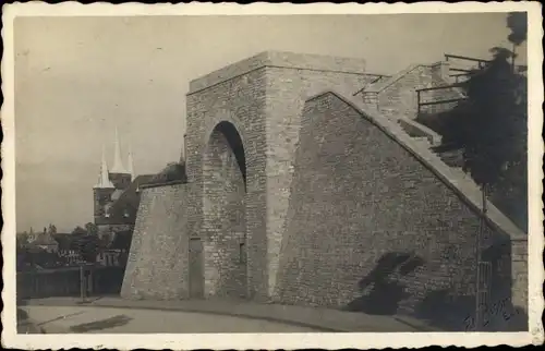 Foto Ak Erfurt in Thüringen, an der Mauer, Treppe, Brücke