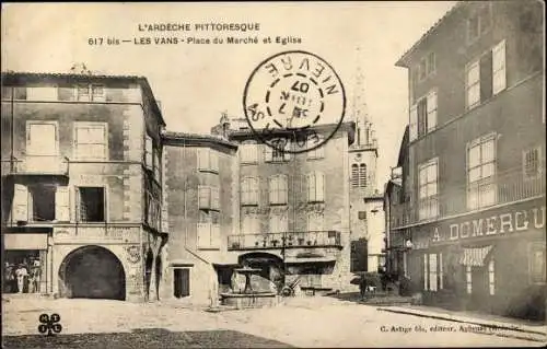 Ak Les Vans Ardèche, Place du Marché et Église
