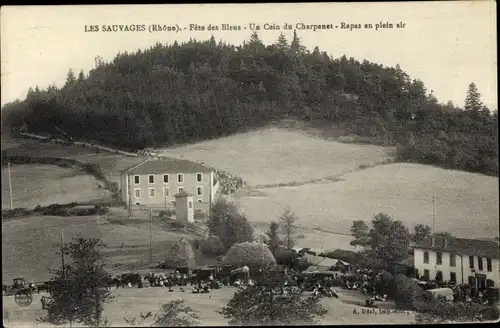 Ak Les Sauvages Rhône, Fête des Bleus, un coin du Charpenet, Repas en plein air