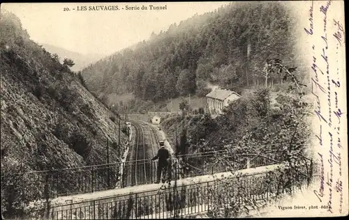 Ak Les Sauvages Rhône, Sortie du Tunnel