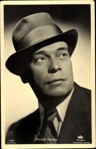 Ak Schauspieler Ewald Balser, Portrait mit Hut
