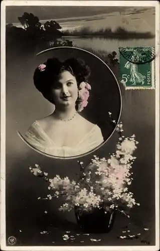 Ak Frauenportrait, Blumenzweig, NPG 981/3