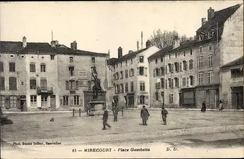 Ak Mirecourt Vosges, Place Gambetta
