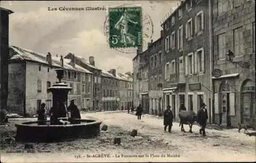 Ak Saint Agrève Ardèche, La Fontaine sur la Place du Marché