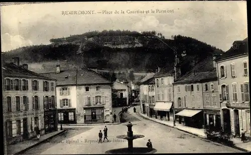 Ak Remiremont Vosges, Place de la Courtine et le Parmont