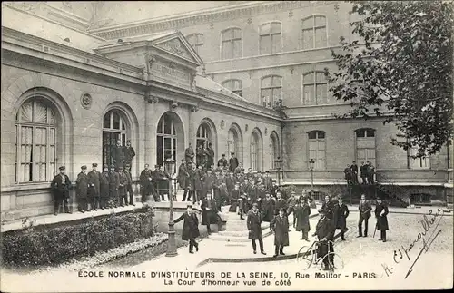 Ak Paris Passy, École Normale d'Instituteurs de la Seine, 10 Rue Molitor, Cour d'honneur