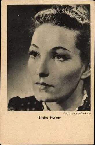 Ak Schauspielerin Brigitte Horney, Portrait