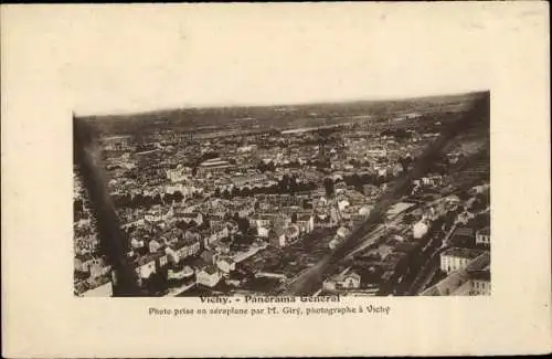 Ak Vichy Allier, Panorama General prise en aeroplane