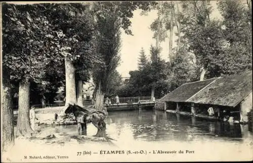 Ak Etampes Essonne, L'Abreuvoir du Port