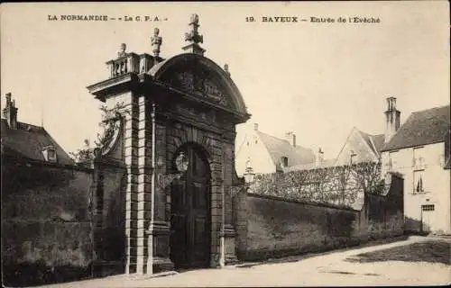 Ak Bayeux Calvados, Entrée de l'Évêché