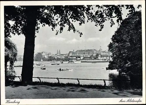 Ak Hamburg, Am Alsterufer, Boote, Stadtbild