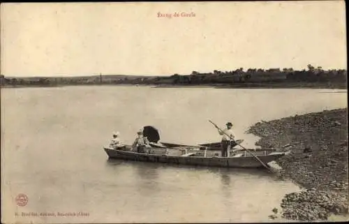 Ak Goule Allier, Etang, bords, barque