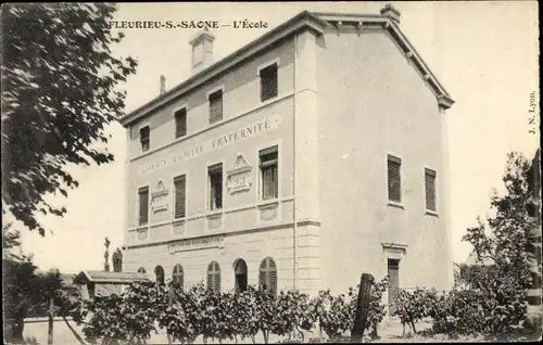 Ak Fleurieu sur Saone Rhone, Ecole