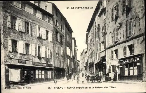 Ak Figeac Lot, Rue Champollion, La Maison des Tetes