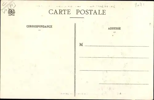 Ak Ban de Sapt Vosges, Entre Senones, Saales et Saint Dié, vu générale du village, voie, prairie