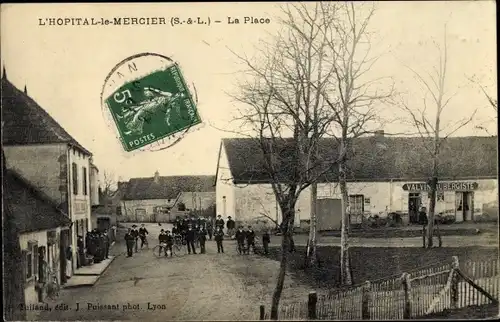 Ak Mercier Saône et Loire, L'Hopital, La Place