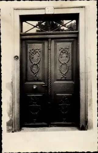 Foto Ak Erfurt in Thüringen, verzierte Eingangstür, Nr. 53