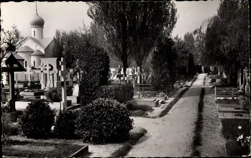 Ak Ste. Genevieve des Bois Essonne, Le Cimetiere et l'Eglise Russe