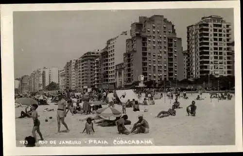 Ak Rio de Janeiro Brasilien, Praia Cobacabana, skyscrapers