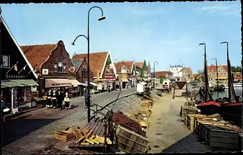 Ak Edam Volendam Nordholland Niederlande, Uferstraße, Häuser