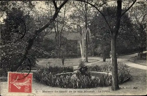 Ak Paris XV., Maison de Sante de la rue Blomet, Le Jardin, fontaine