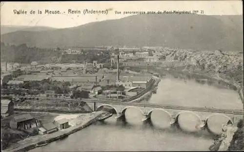 Ak Revin Vallee de la Meuse Ardennes, Vue panoramique, Mont Malgretout