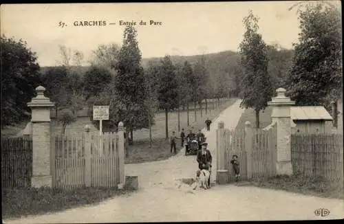 Ak Garches Hauts-de-Seine, Entrée du Parc