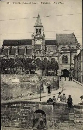 Ak Triel Yvelines, L'Eglise