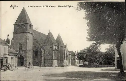 Ak Dun sur Auron Cher, Place de l'Eglise