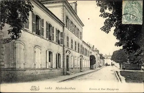 Ak Malesherbes Loiret, Ecoles et Rue Mazagran