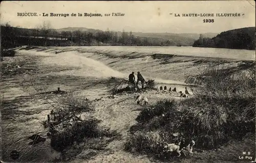 Ak Brioude Haute Loire, Le Barrage de la Bajasse sur l'Allier, chiens